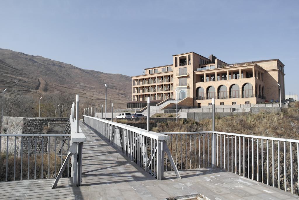 Akhtamar Hotel Cjsc Arzakan Kültér fotó