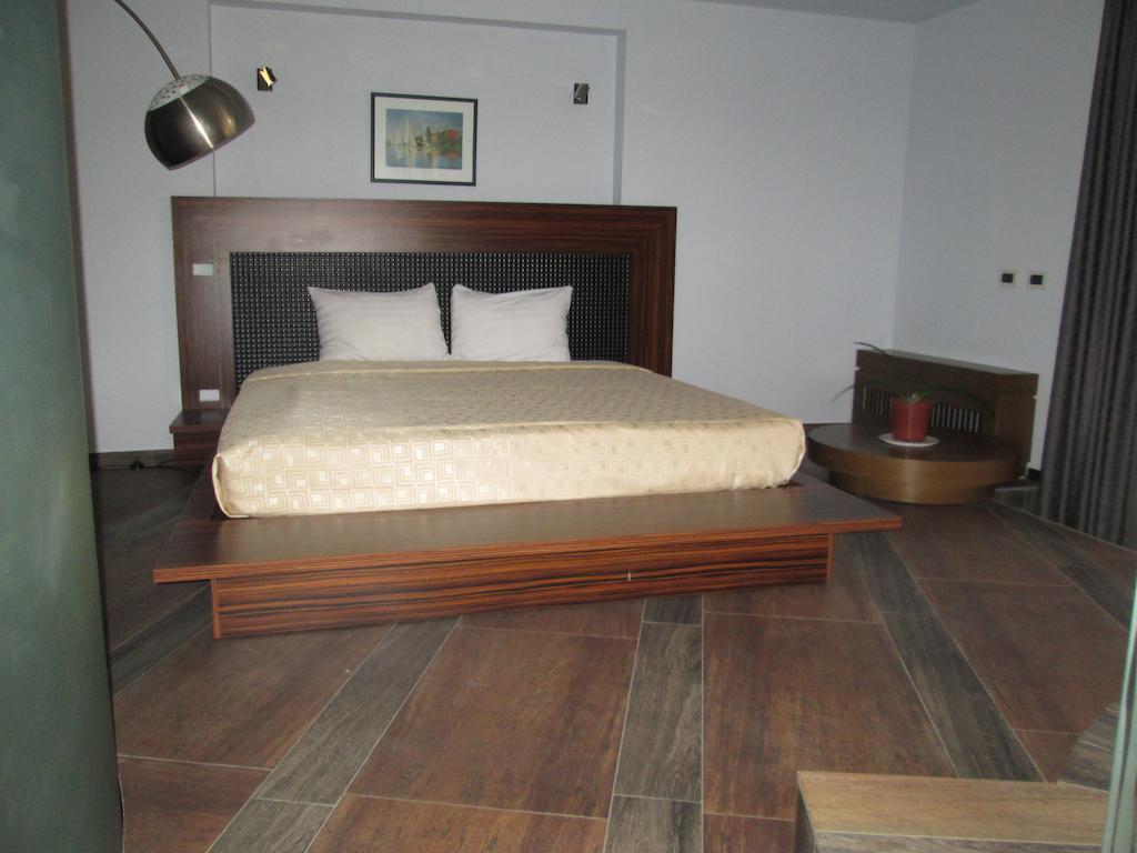 Akhtamar Hotel Cjsc Arzakan Szoba fotó