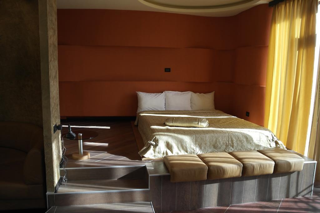 Akhtamar Hotel Cjsc Arzakan Szoba fotó