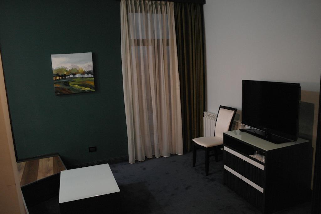 Akhtamar Hotel Cjsc Arzakan Szoba fotó